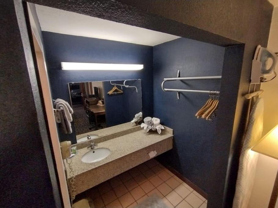 Osu 2 Queen Beds Hotel Room 230 Wi-Fi Stillwater Esterno foto